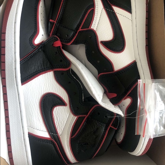 Bloodline 🩸 Jordan 1s Hightop - Picture 3 of 6